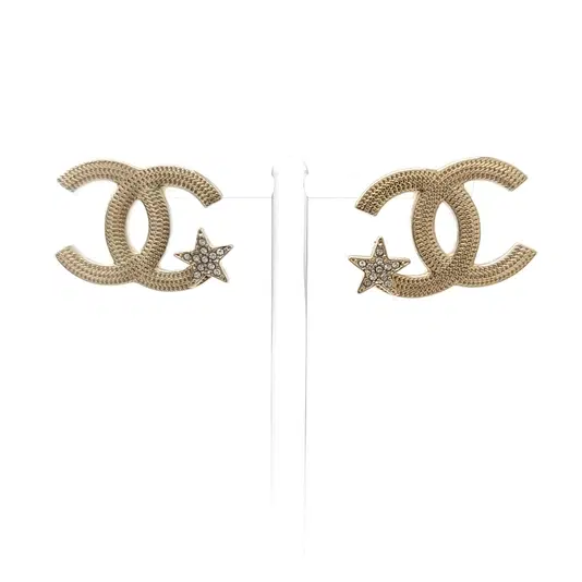 Chanel logo-embellished earrings