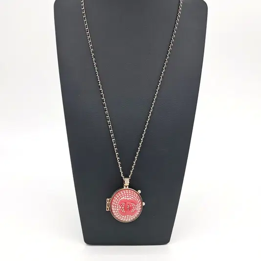Chanel mirror necklace