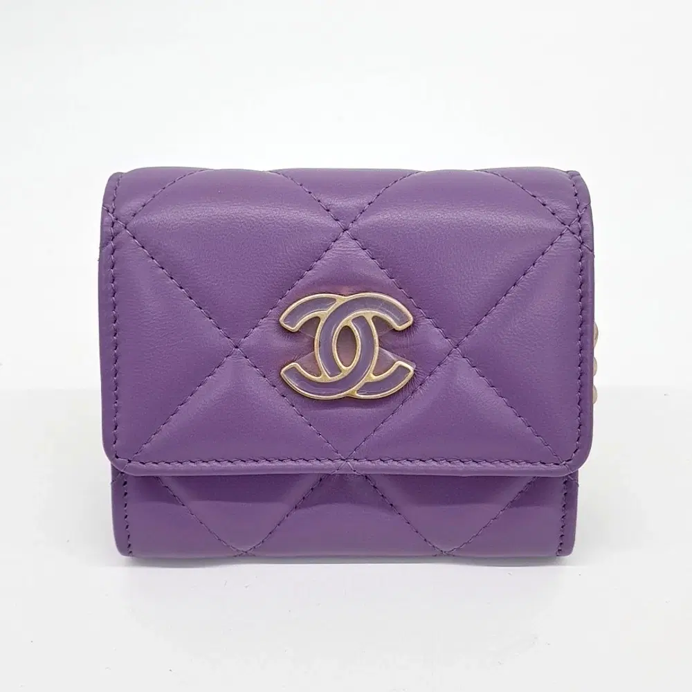 Chanel Chain Card Holder AP2638