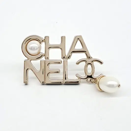 Chanel pearl logo brooch