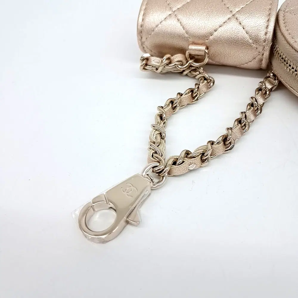 main-slider-image-1