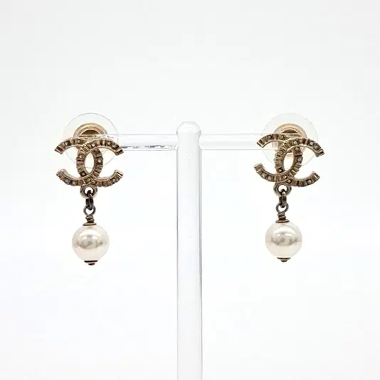Chanel logo earrings-Hover-Image