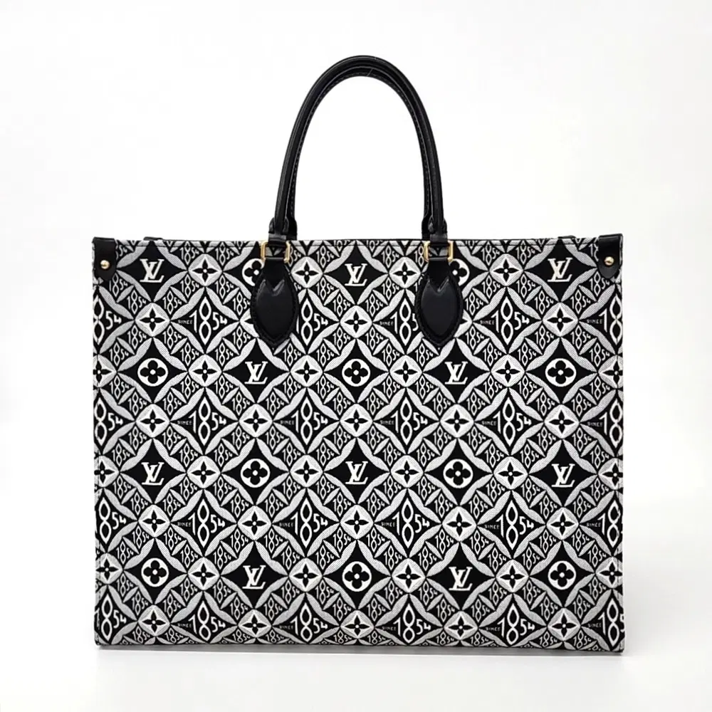 Louis Vuitton 1854 On the Go GM