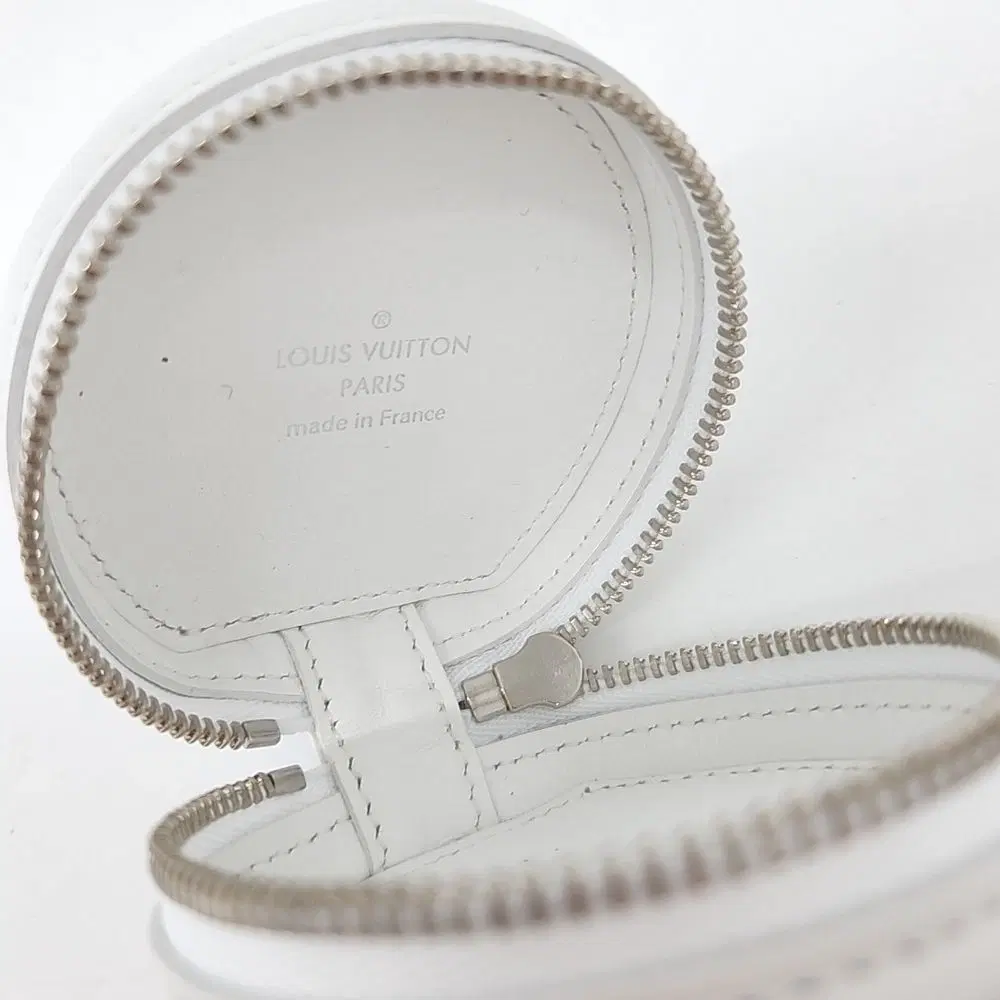 main-slider-image-1