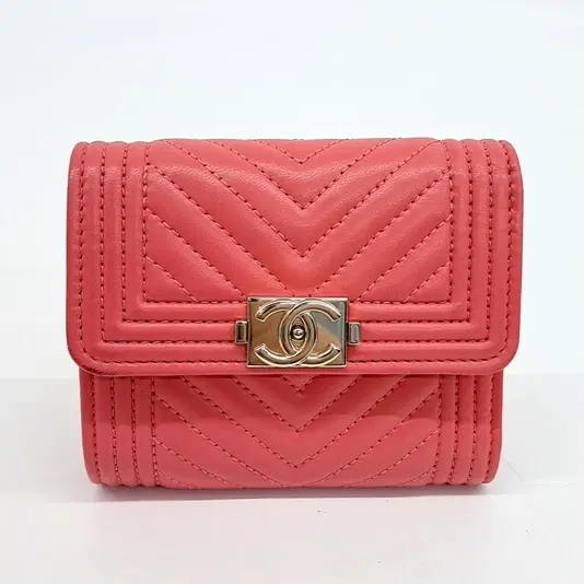 Chanel Boy Wallet-Hover-Image