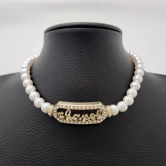 Chanel pearl logo necklace-Hover-Image