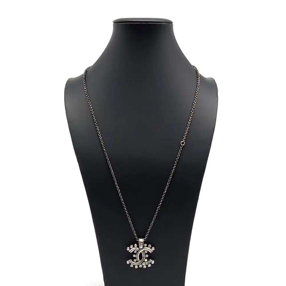 Chanel cubic necklace