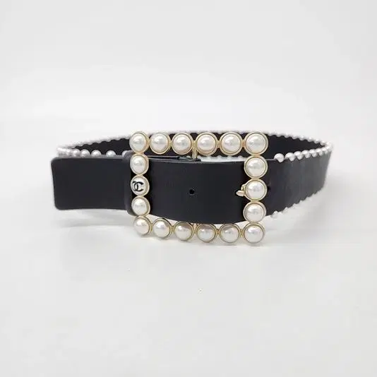Chanel pearl-embellished belt-Hover-Image