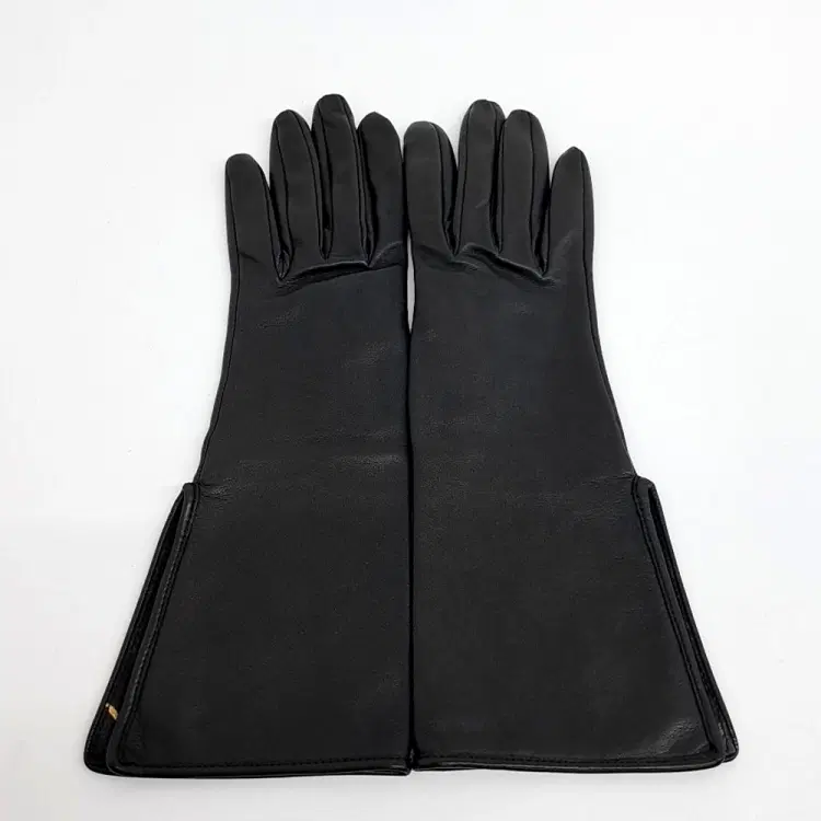 Hermes gloves-Hover-Image