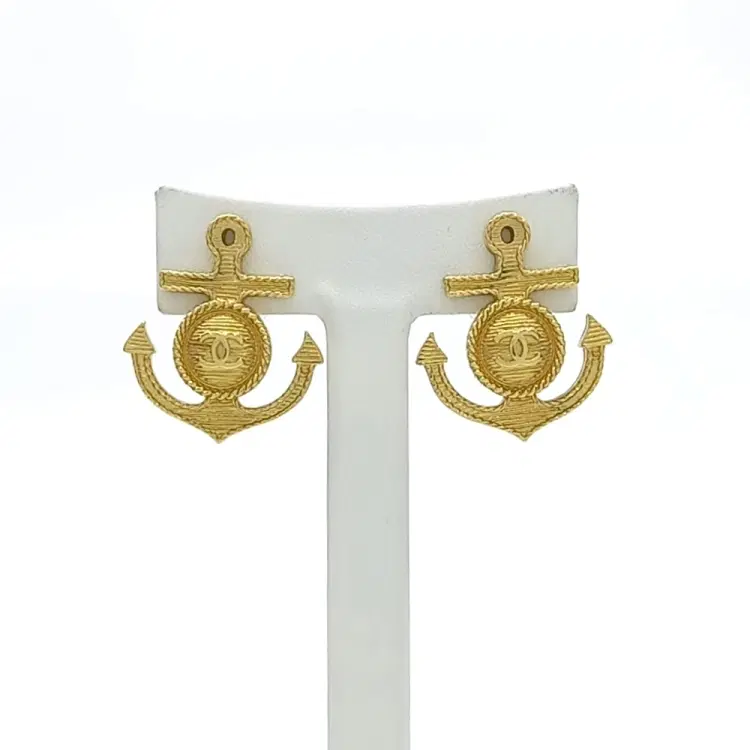 Chanel earrings-Hover-Image