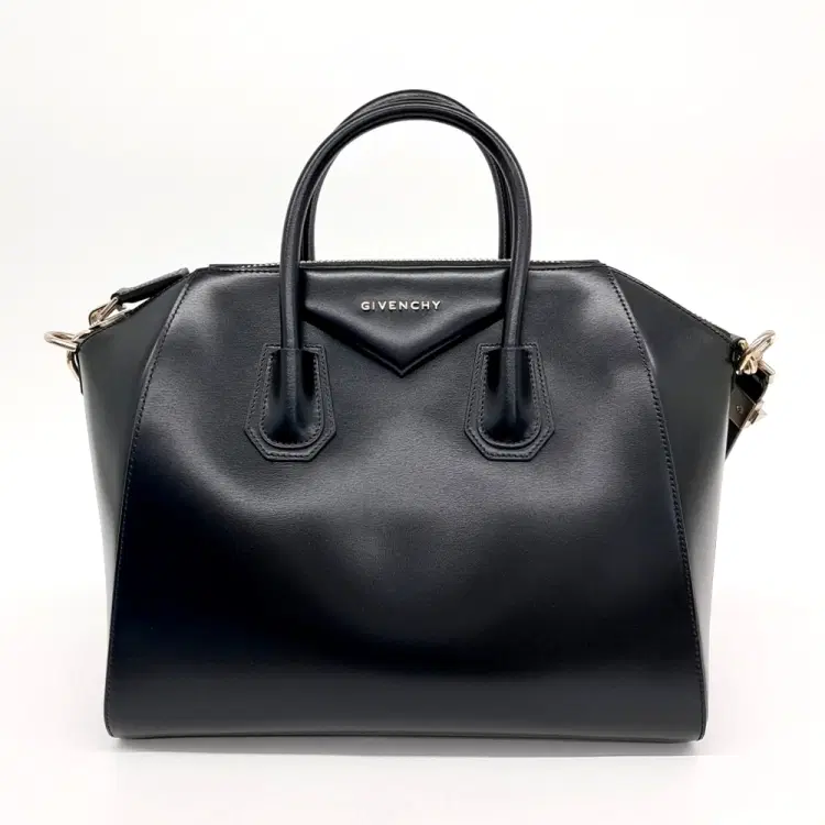 Givenchy Antigona Medium-Hover-Image
