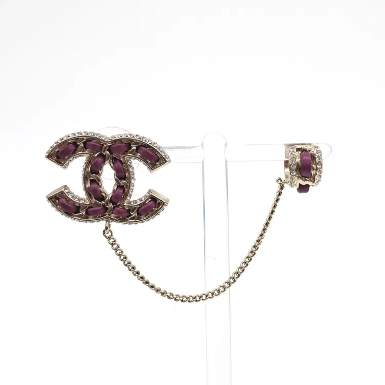 Chanel chain logo earrings-Hover-Image