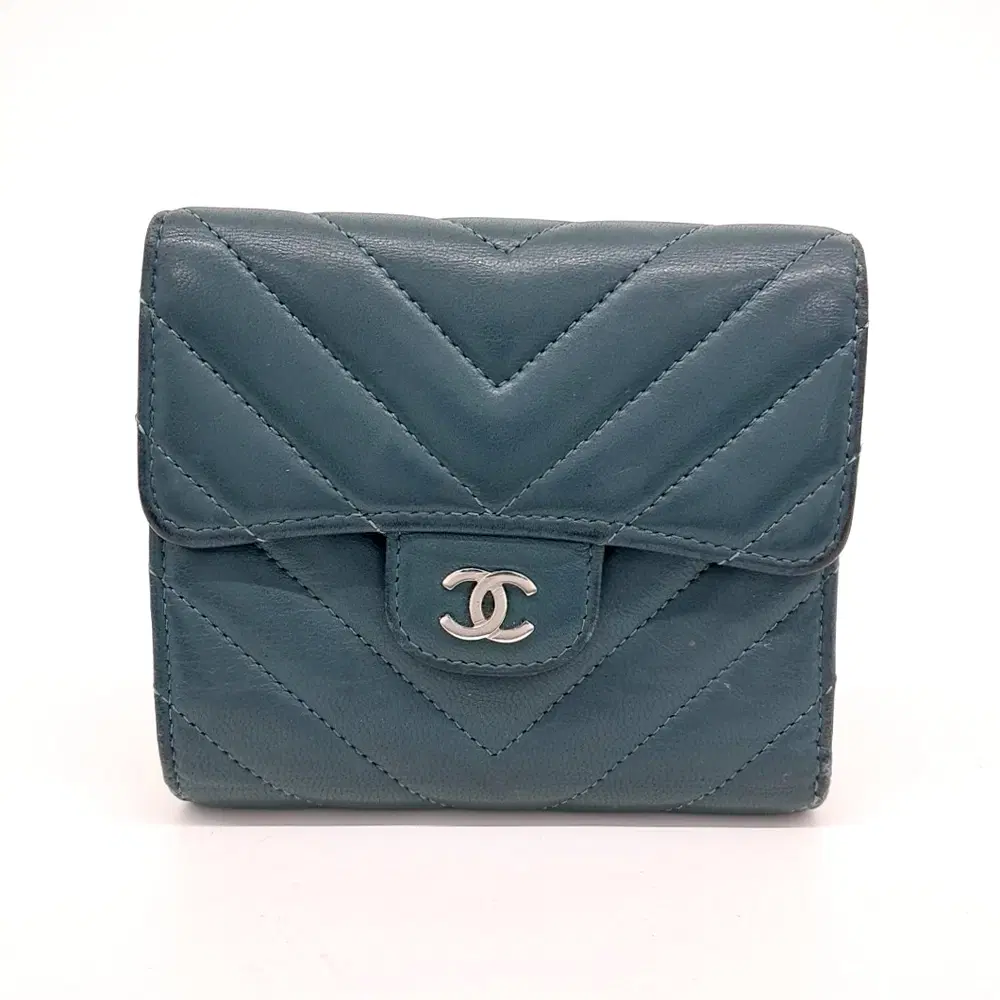 Chanel chevron bi-fold wallet