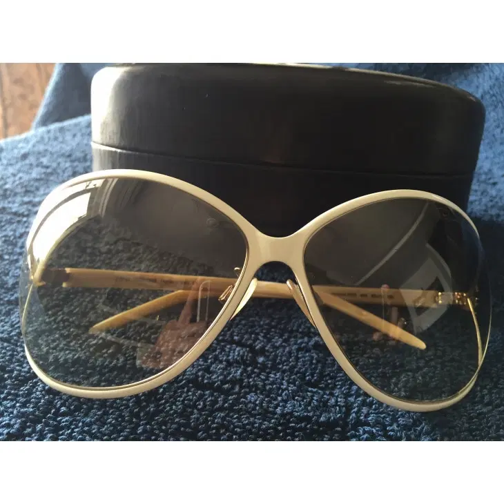 Roberto Cavalli White with Dimamente Sunglasses