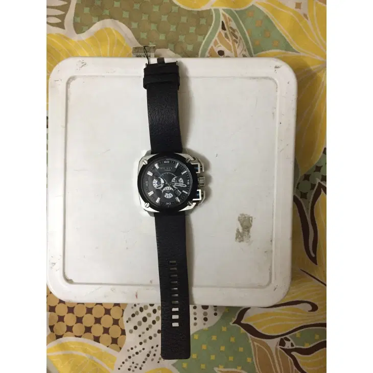 Watch-Hover-Image