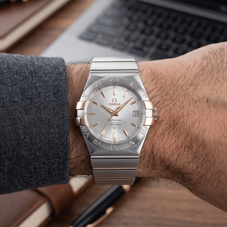 Omega Constellation Men 35 MM Steel and Yellow Gold Automatic-Hover-Image