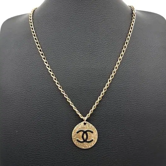 Chanel circle logo necklace-Hover-Image