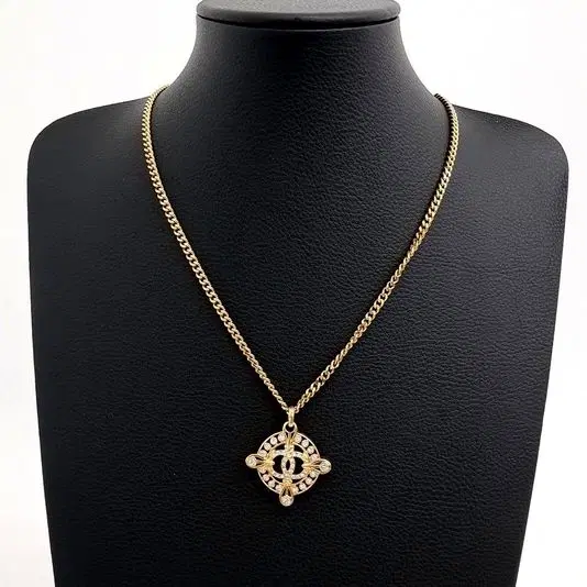 Chanel necklace-Hover-Image