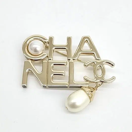 Chanel logo pearl brooch-Hover-Image