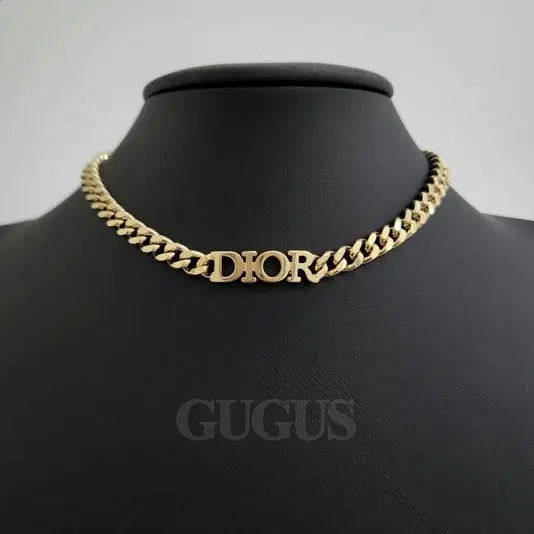 Christian Dior choker necklace-Hover-Image