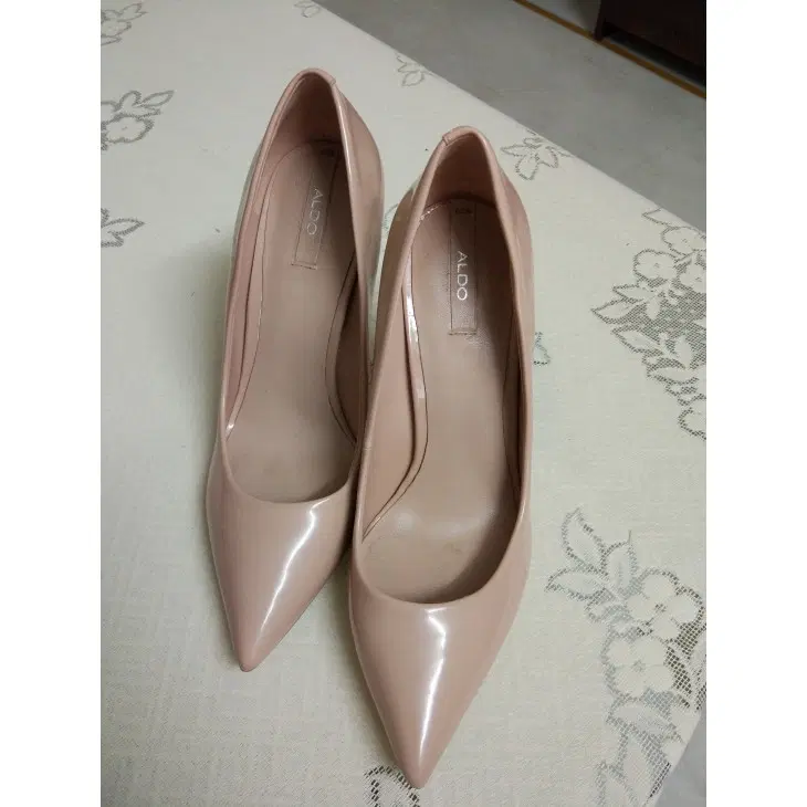 Aldo Nude Pink Pointed Heels-Hover-Image