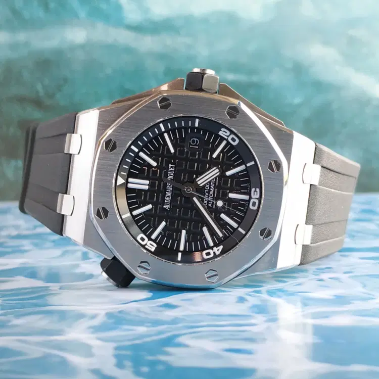 Audemars Piguet Royal Oak Offshore Diver-Hover-Image