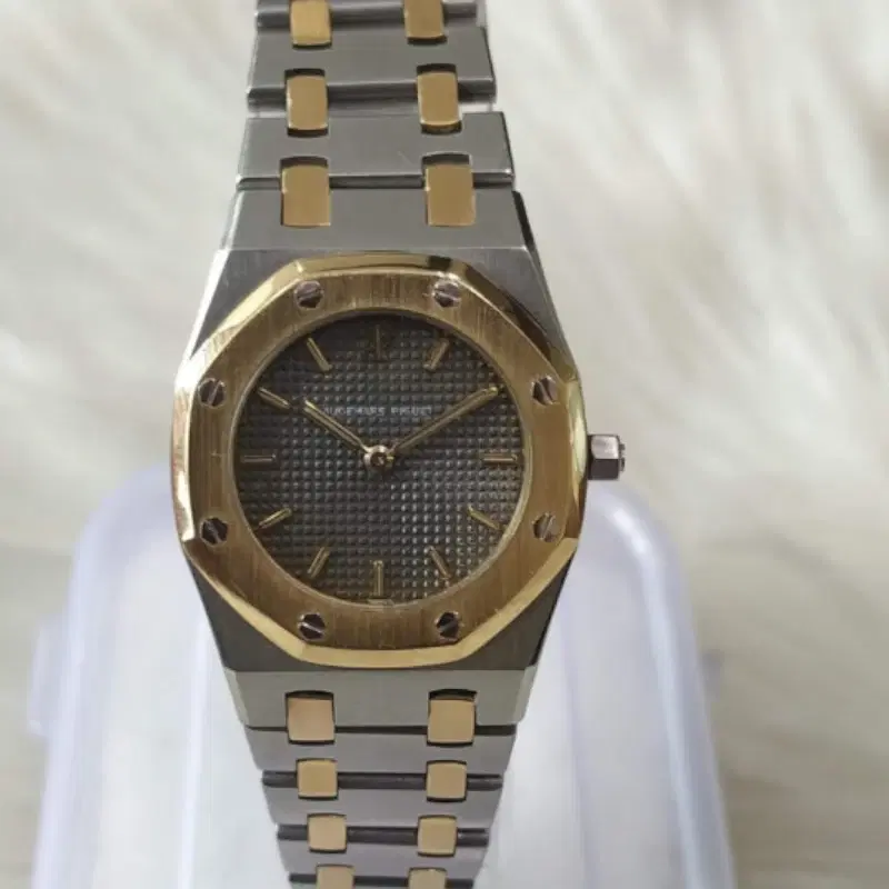 Audemars Piguet Royal Oak Steel / Gold Quartz Watch
