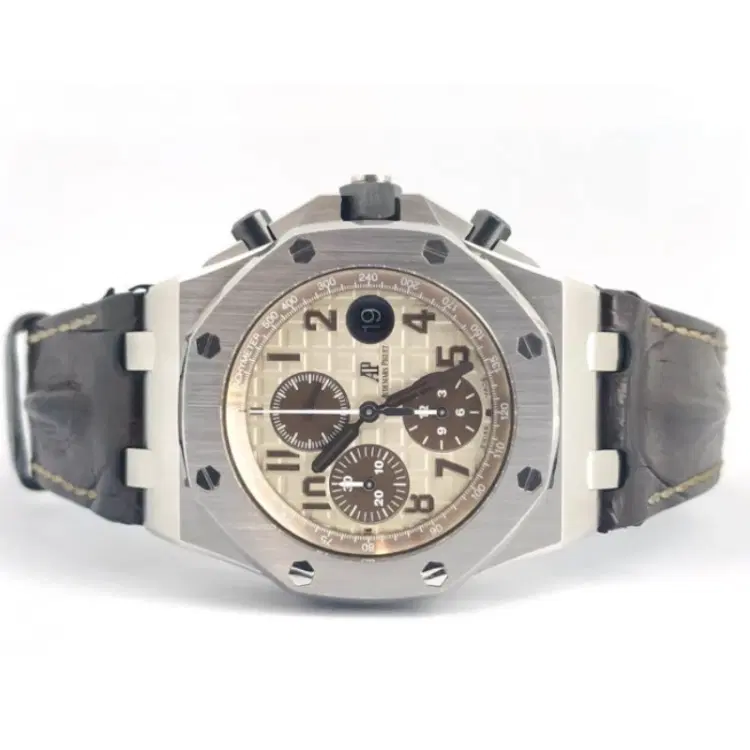 Audemars Piguet Royal Oak Offshore 42MM Safari 26470ST.OO.A801CR.01-Hover-Image
