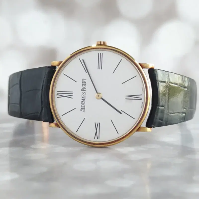 Audemars Piguet Ultra-Thin Yellow Gold 31.5MM