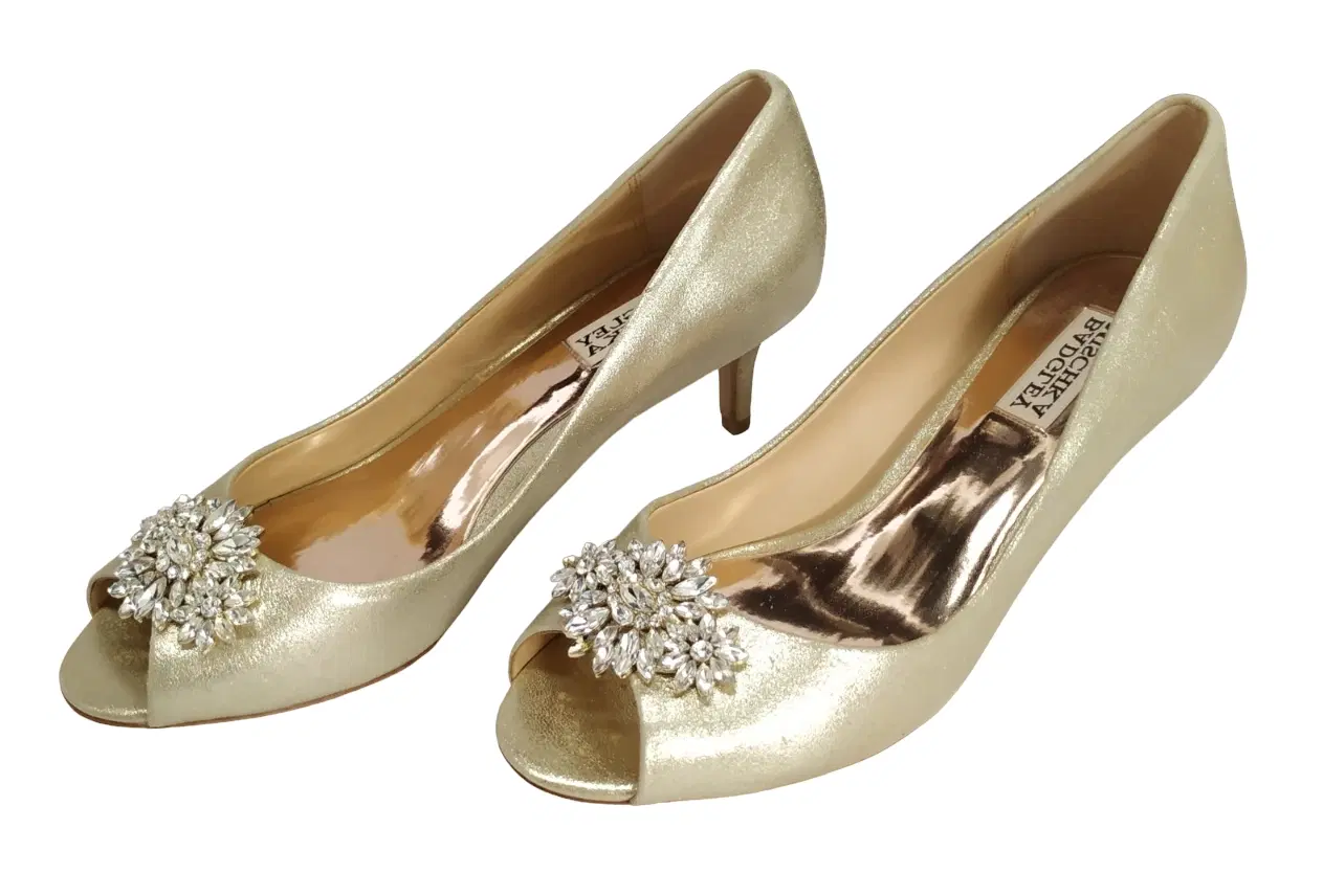Size 8 - Badgley Mischka Women's Layla Metallic Gold Sandal - 8