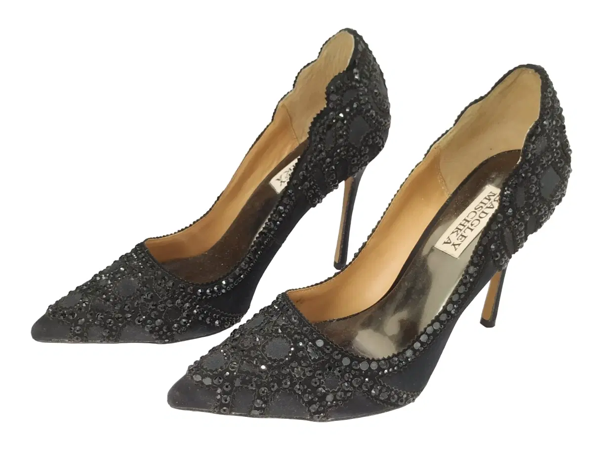 Size 6 - Badgley Mischka Crystal Embellishments Black Rouge Dress Pumps - 6