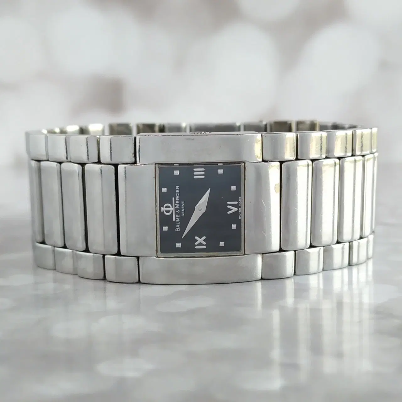 Baume & Mercier Catwalk MV045197 Stainless Steel Quartz Ladies Watch
