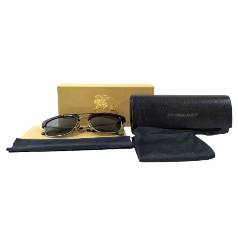 Burberry B 4202-Q Unisex Sunglasses