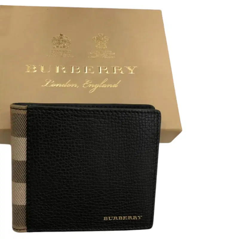 Burberry House Check Leather International Bifold Wallet