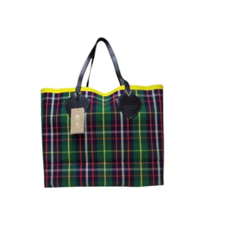 Burberry Extra Large The Giant Reversible Tote-Hover-Image