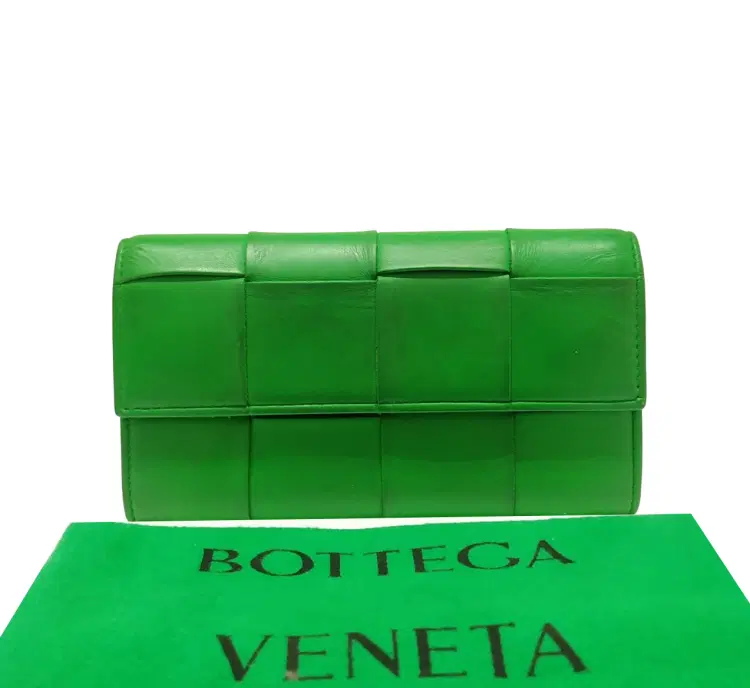 Bottega Veneta Cassette Large Flap Wallet-Hover-Image