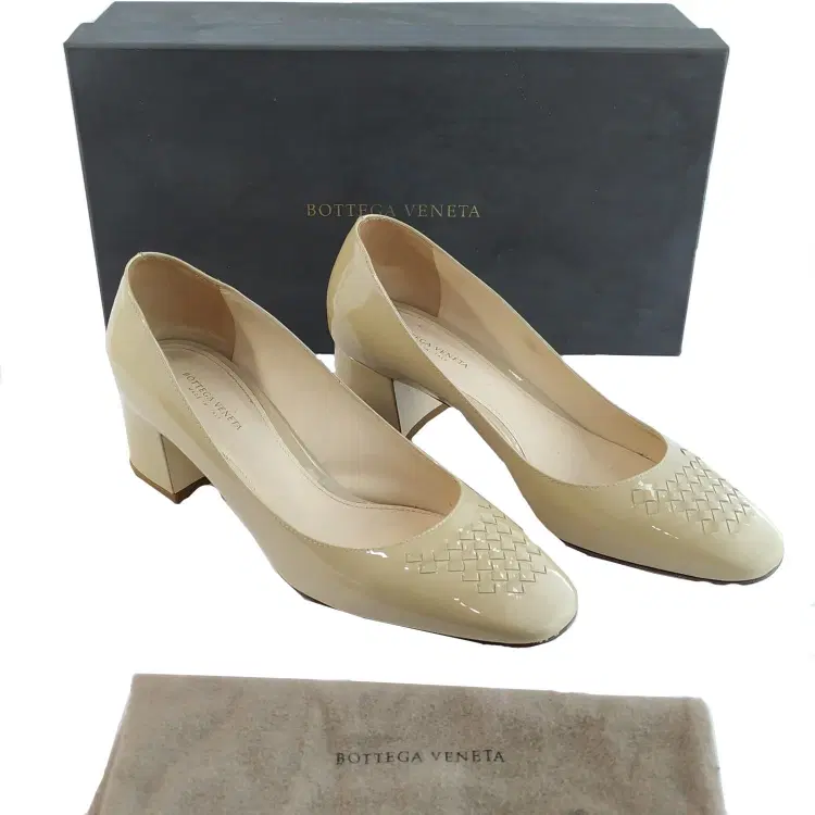 Bottega Veneta Intrecciato Detail Patent Leather Block Heel Pumps-Hover-Image