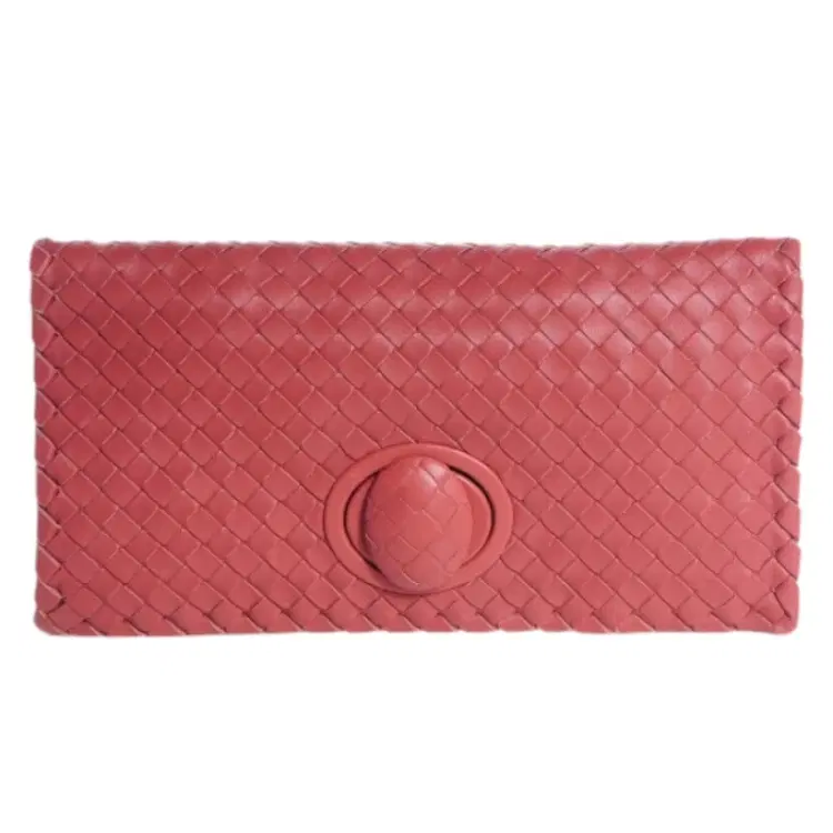 Bottega Veneta Nappa Intrecciato Turnlock Clutch-Hover-Image
