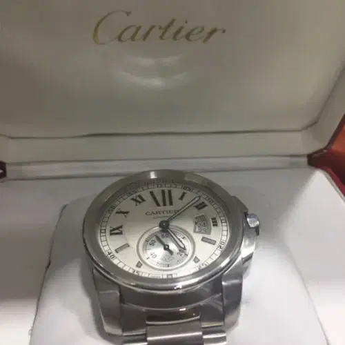 Cartier Calibre de Watch-Hover-Image