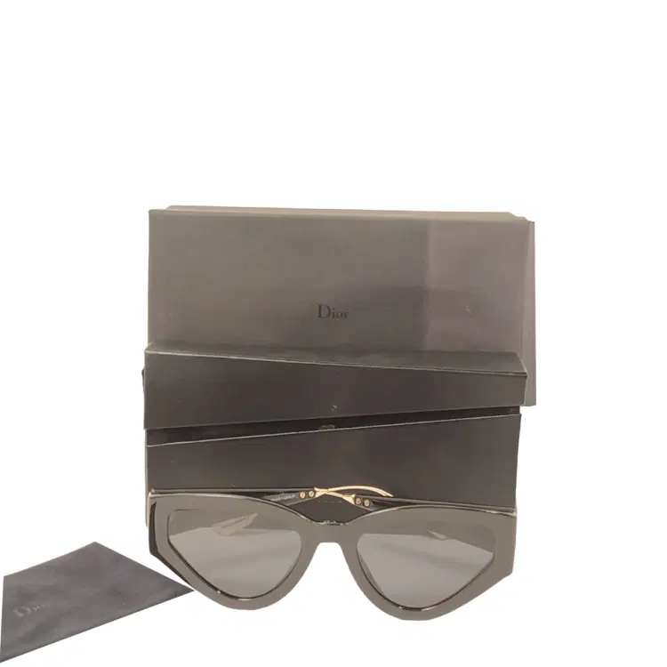 Dior Catstyledior1 Sunglasses-Hover-Image