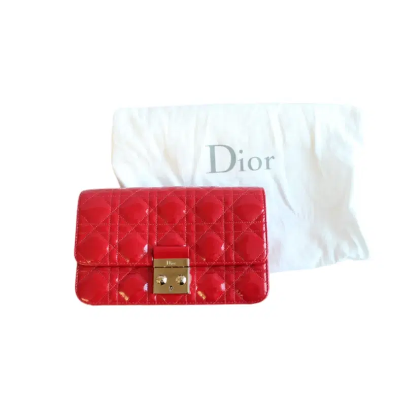 Christian Dior 'Miss Dior' Large Promenade Pouch, Patent Red | Luxepolis
