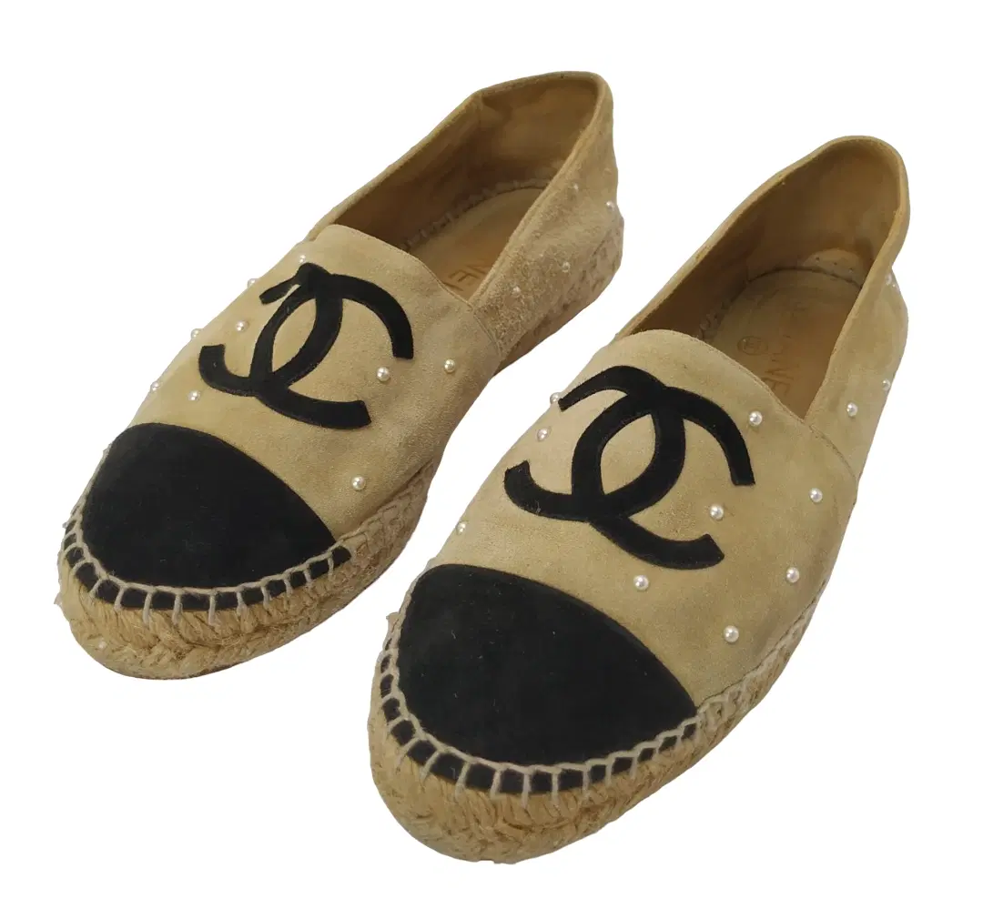 Size 37 - Chanel CC Suede Pearl Flats Espadrilles