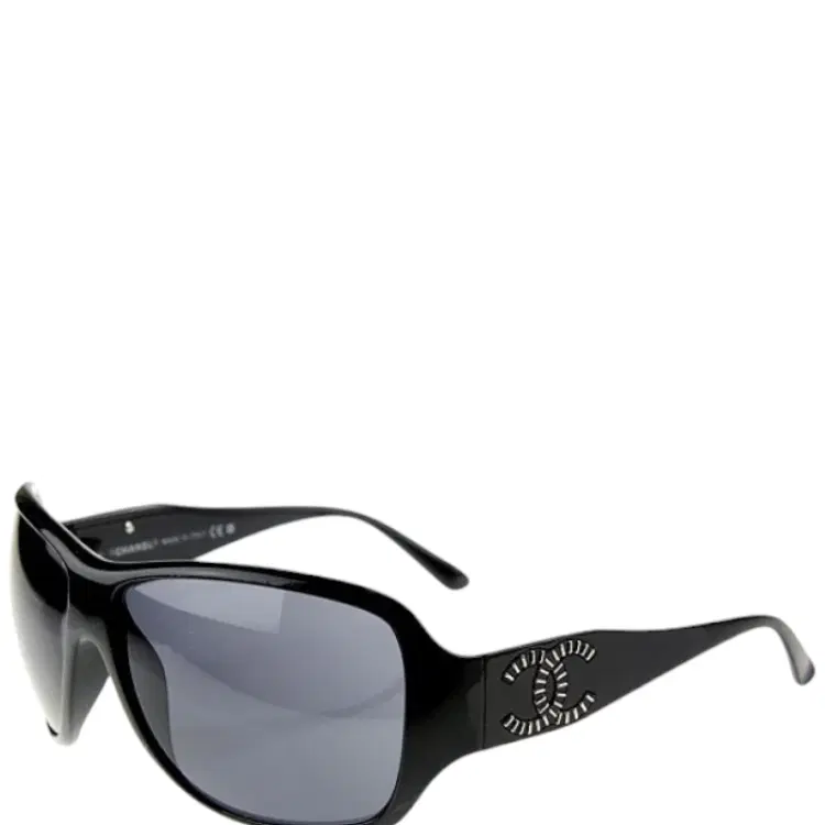 Chanel Black Frame with CC Logo Sunglasses 6025-Hover-Image