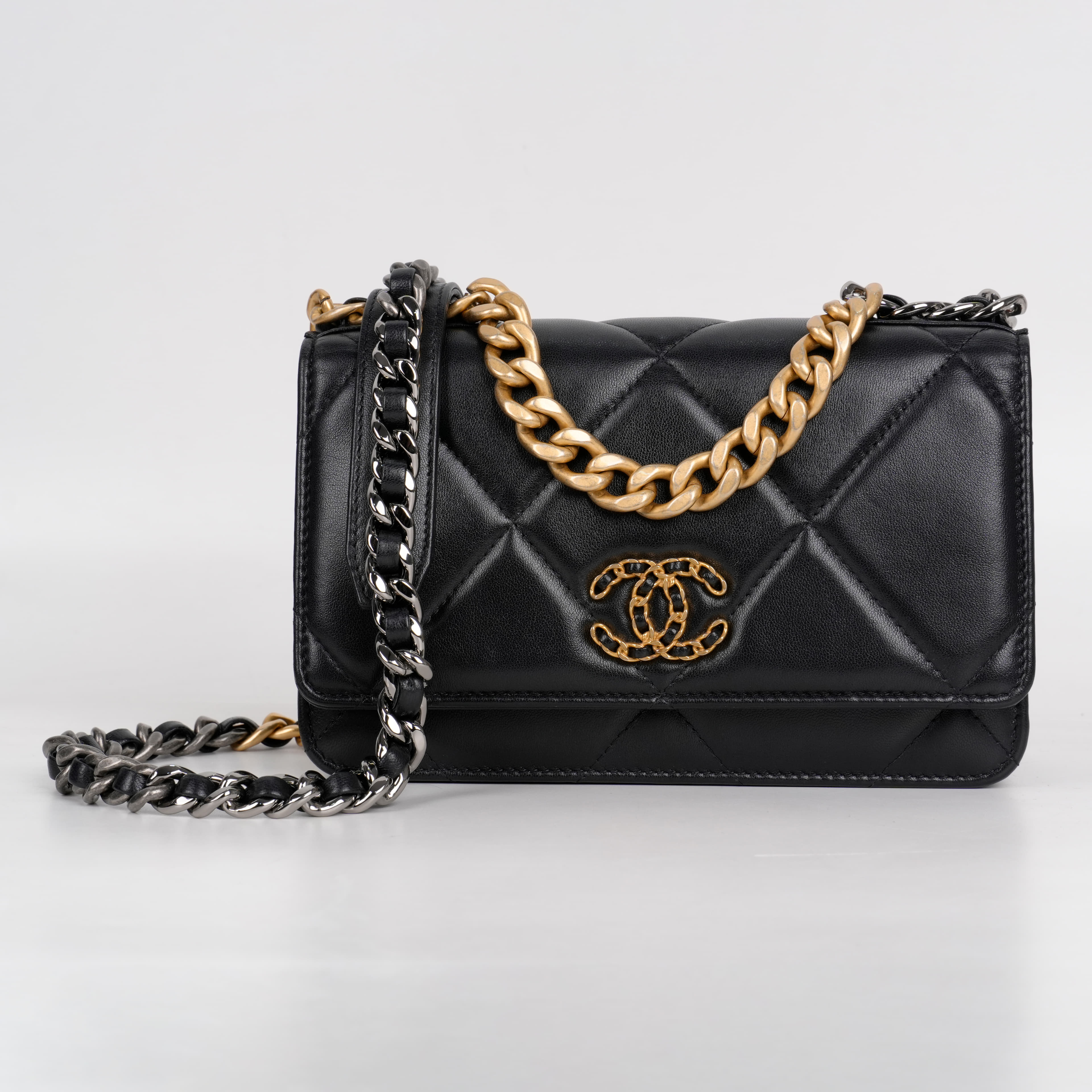Chanel 19 Wallet On Chain Bag