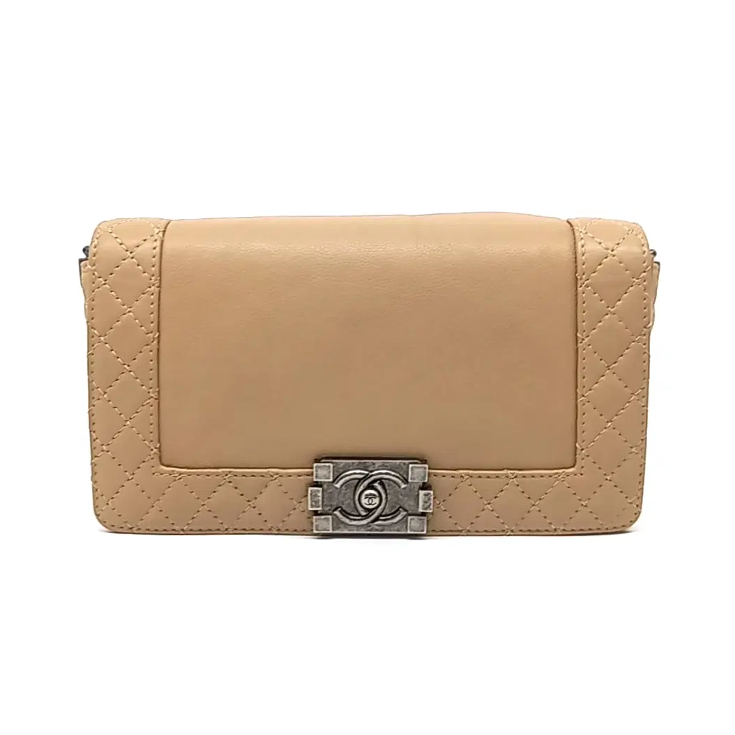 Chanel Boy Bag Medium