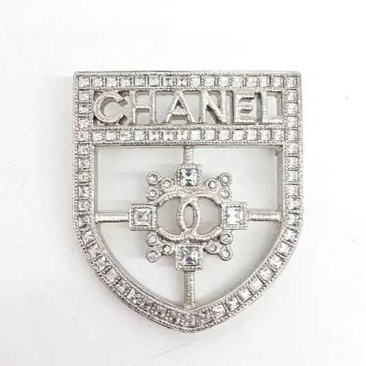 Chanel brooch-Hover-Image