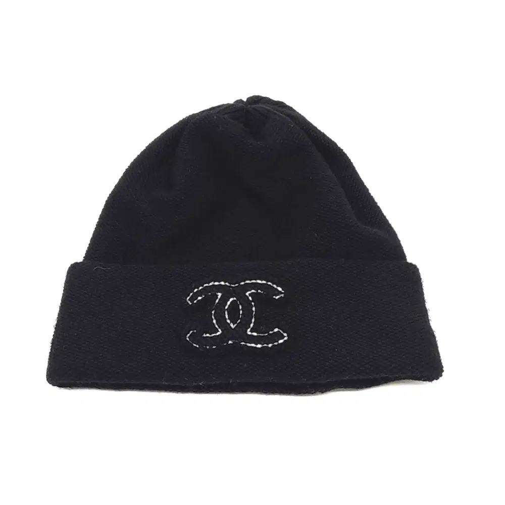 Chanel cashmere beanie