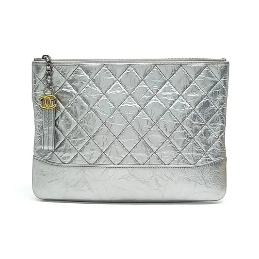Chanel Gabrielle Clutch New Medium-Hover-Image