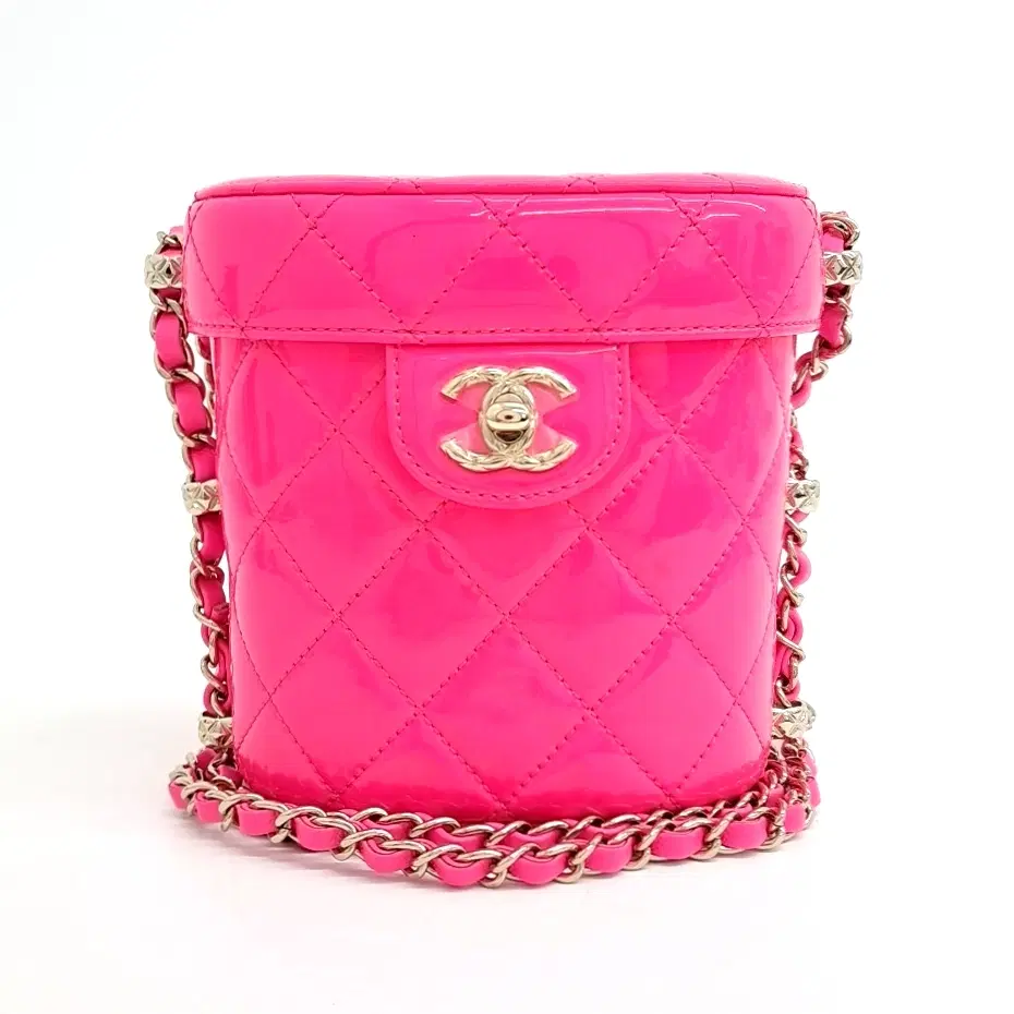 Chanel Patent Cosmetic Case