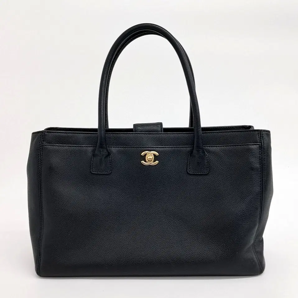 Chanel Surfgrand